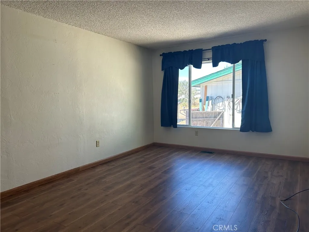 Additional image 30 of 25014 W Avenue C4, Lancaster, CA 93536