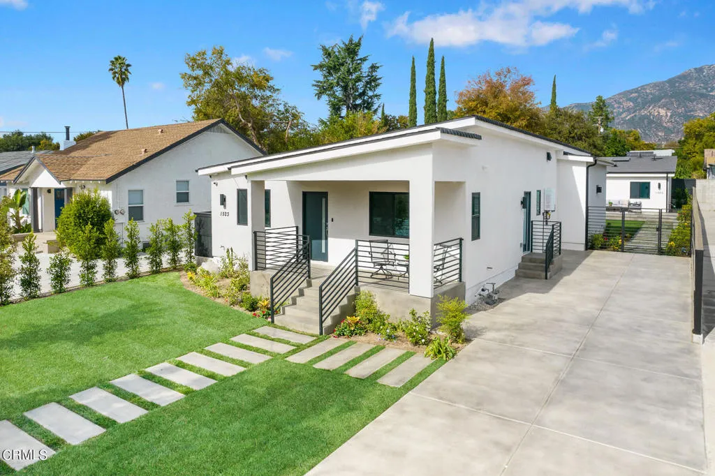 1523 E Elizabeth Street, Pasadena, CA 91104