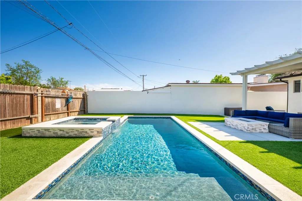 Additional image 135 of 3246 N Marwick Ave, Long Beach, CA 90808