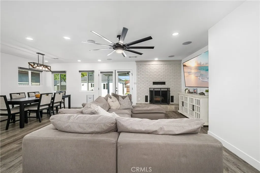 Additional image 81 of 3246 N Marwick Ave, Long Beach, CA 90808