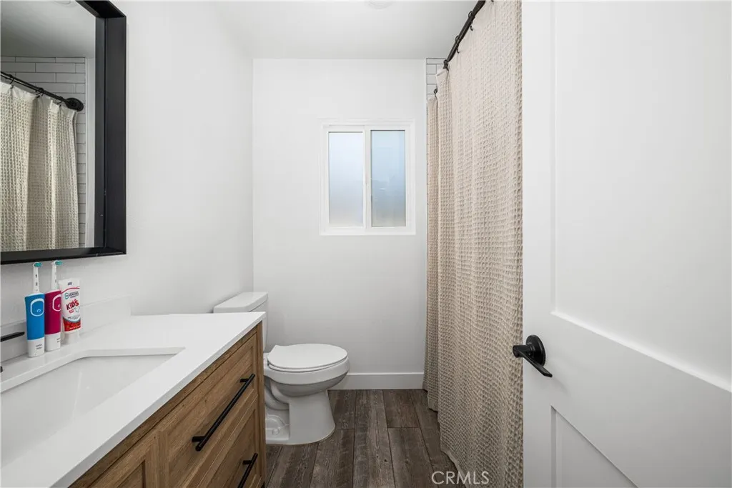 Additional image 101 of 3246 N Marwick Ave, Long Beach, CA 90808