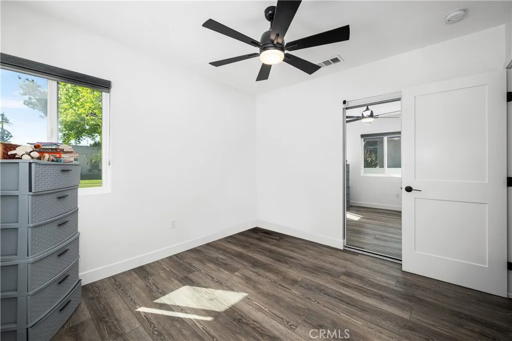 3246 N Marwick Ave, Long Beach, CA 90808