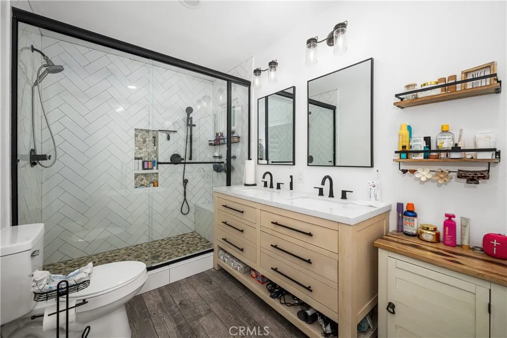 Additional image 27 of 3246 N Marwick Ave, Long Beach, CA 90808