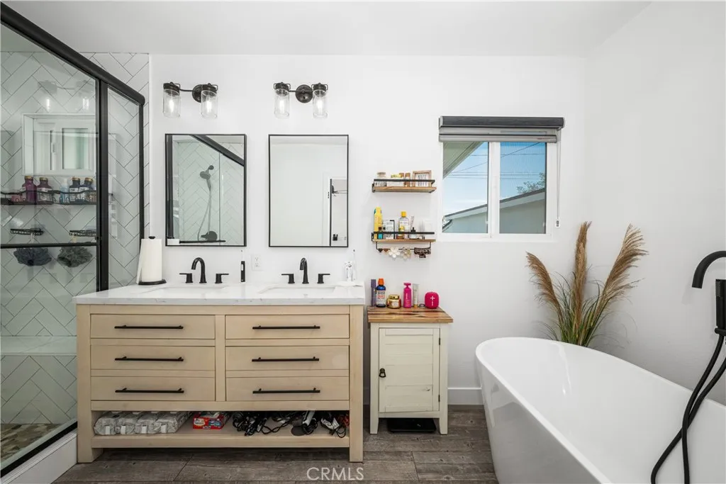 Additional image 96 of 3246 N Marwick Ave, Long Beach, CA 90808