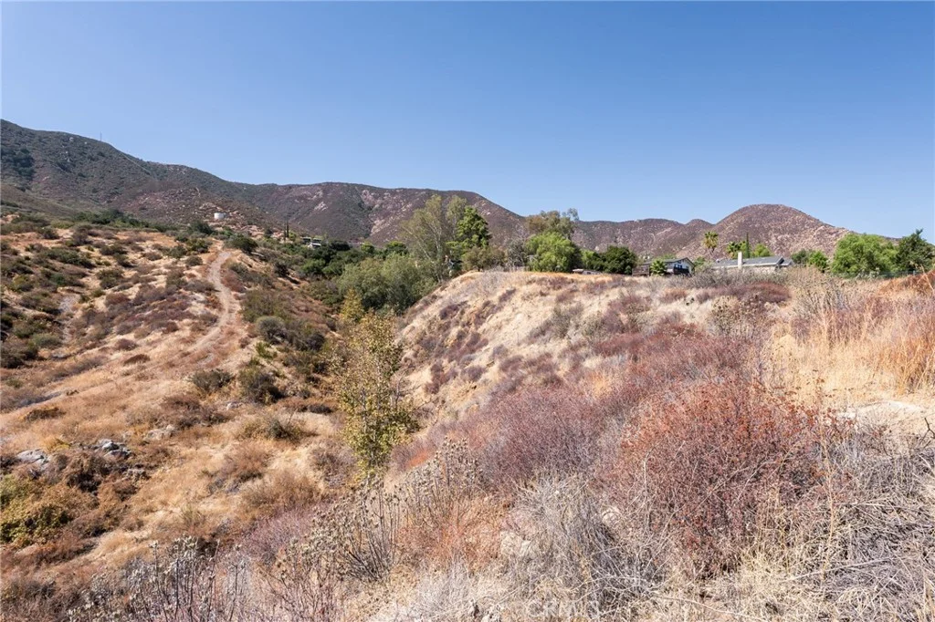 Bodkin Avenue, Lake Elsinore, CA 92530