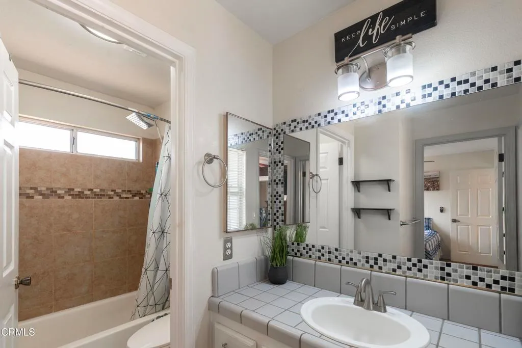 Additional image 61 of 3700 Tracey Court, Bakersfield, CA 93311