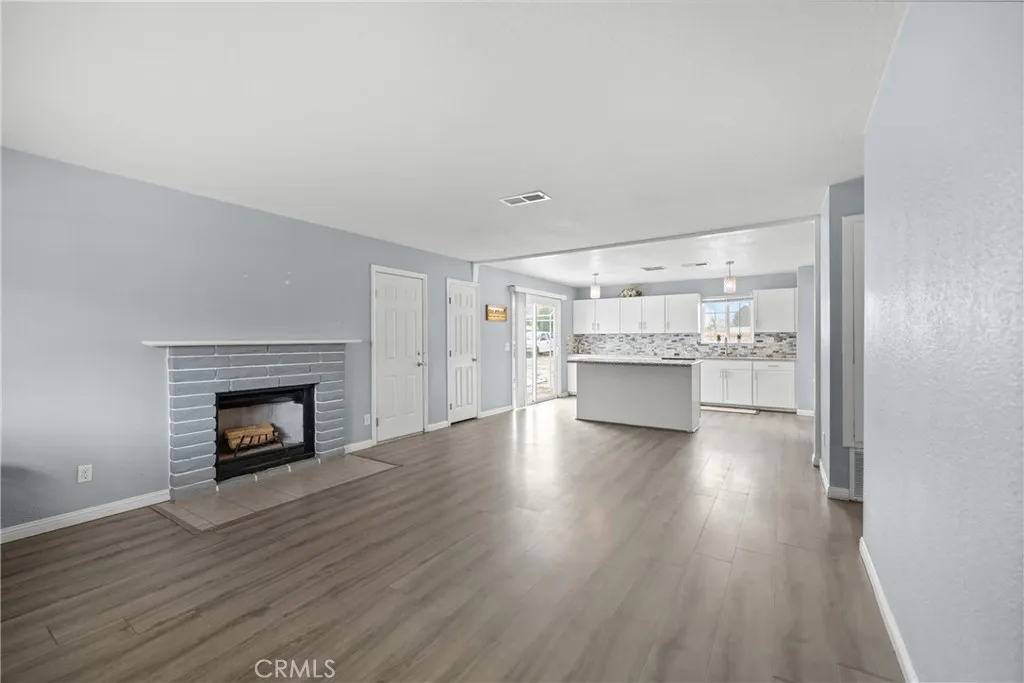 Additional image 6 of 17152 Schollview Avenue, Palmdale, CA 93591