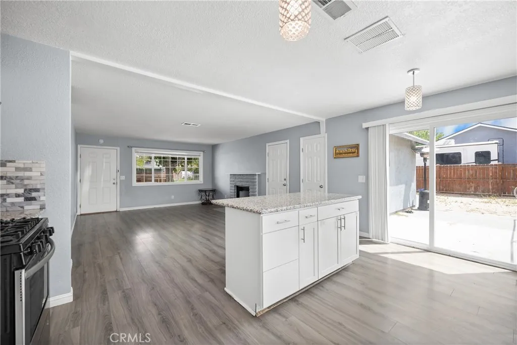 Additional image 12 of 17152 Schollview Avenue, Palmdale, CA 93591