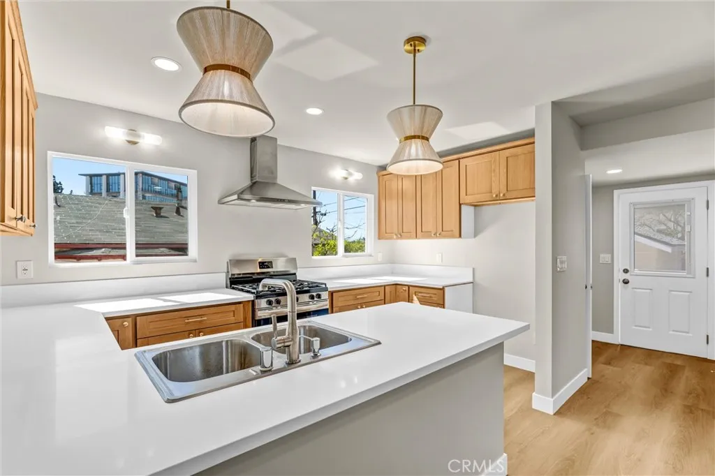 Additional image 13 of 939 White Knoll Drive, Los Angeles, CA 90012