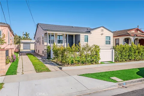 11018 S Burl Avenue, Inglewood, CA 90304 - MLS#: DW25053929