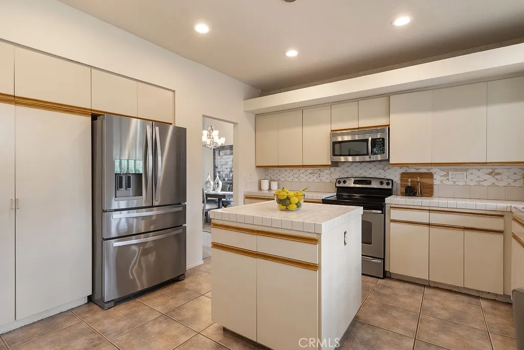 Additional image 94 of 368 Oakmont Dr, Palm Desert, CA 92211