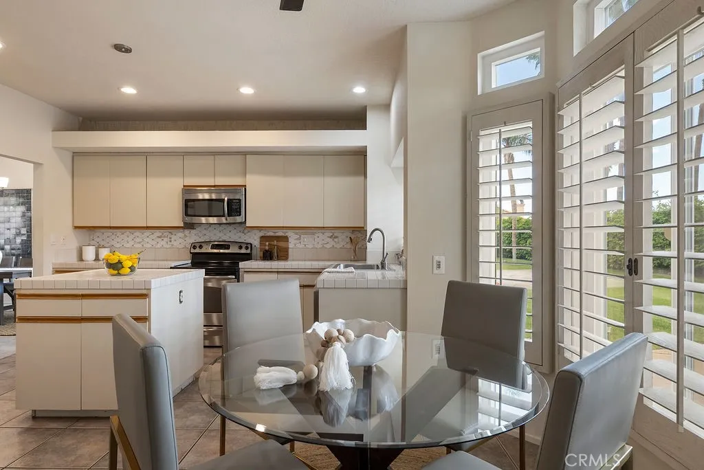 Additional image 22 of 368 Oakmont Dr, Palm Desert, CA 92211