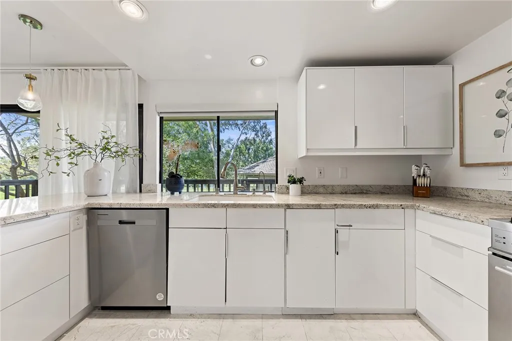 Additional image 65 of 38 Arboles, Irvine, CA 92612