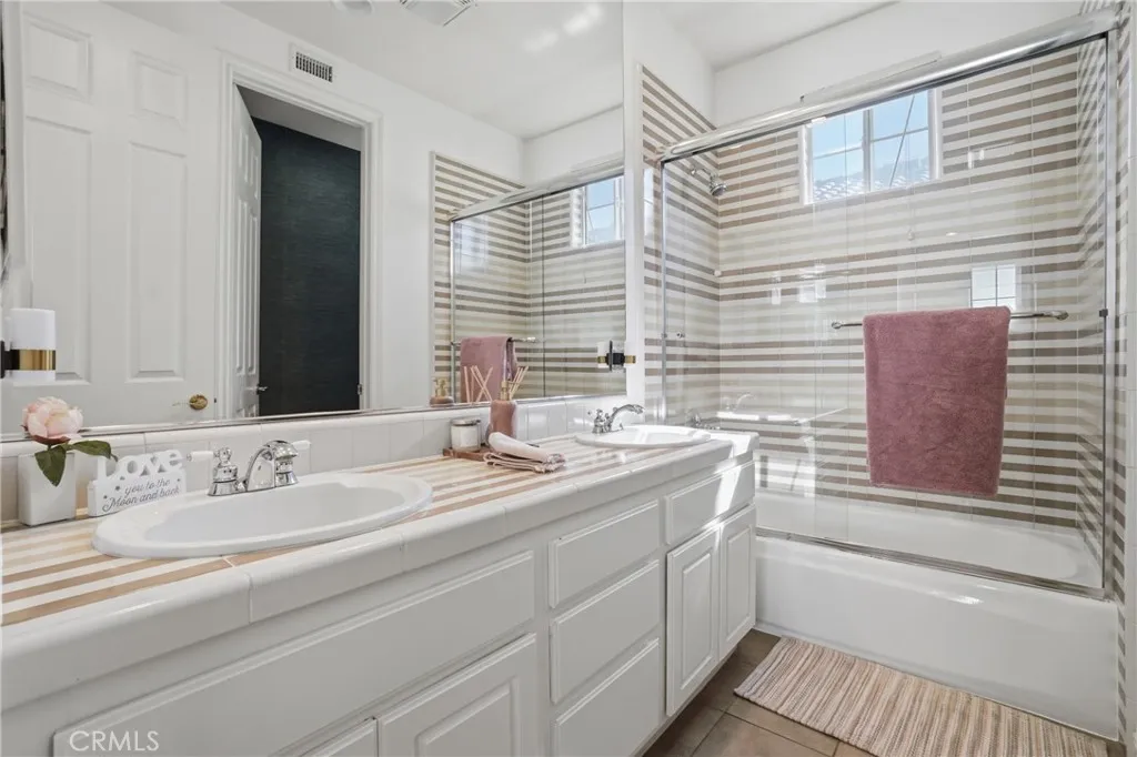 Additional image 31 of 24813 Calle Cedro, Calabasas, CA 91302