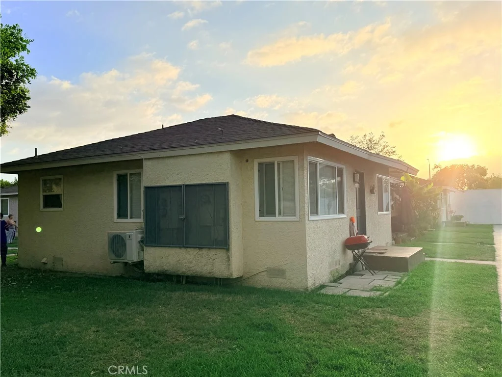 440 E 234th Walk, Carson, CA 90745 photo 2