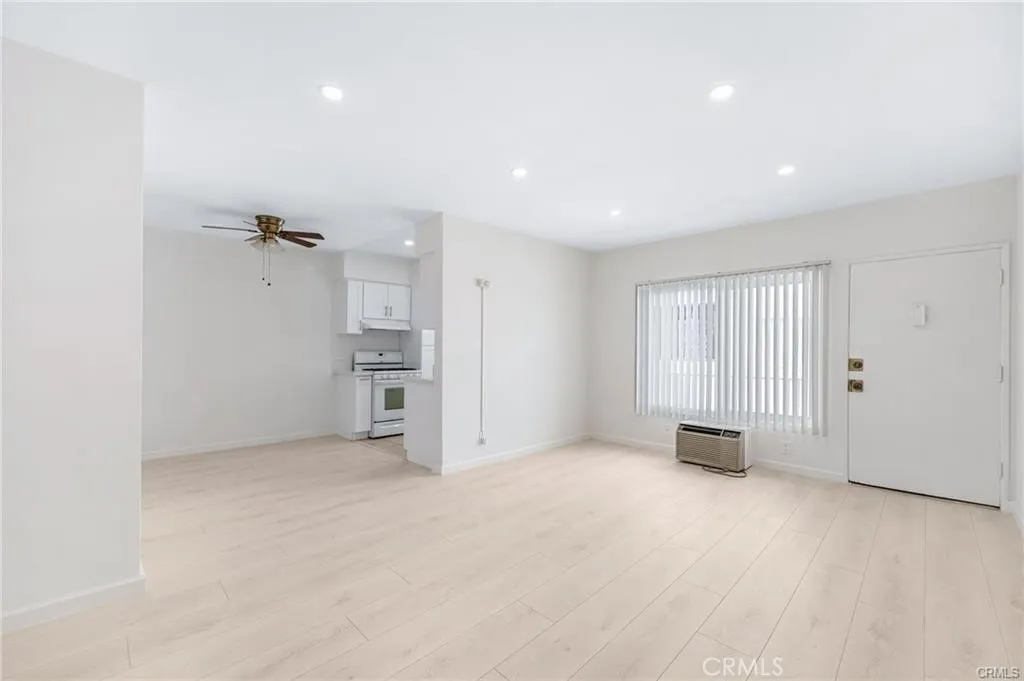 Additional image 3 of 580 W Stocker Street Unit 6, Glendale, CA 91202