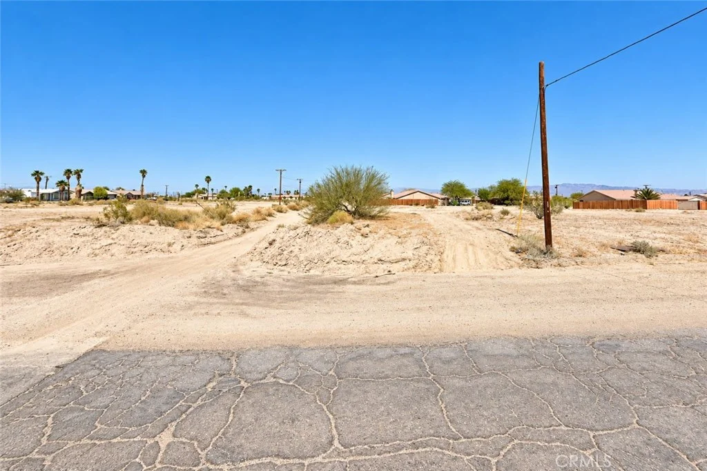 Cerritos Ave, Thermal, CA 92274