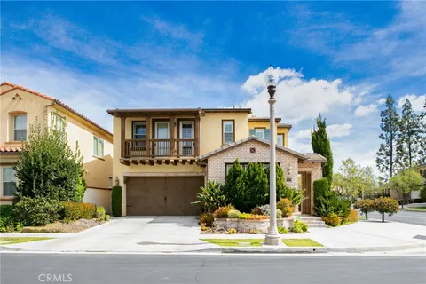 326 La Ventana Drive, Brea, CA MLS: TR25058486