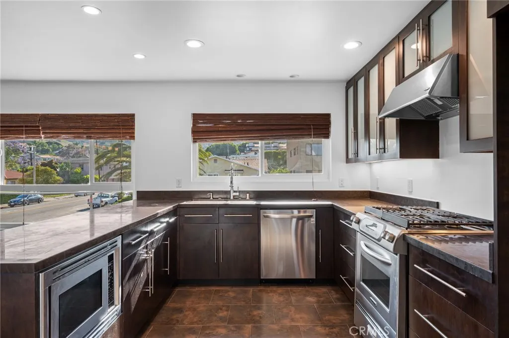 Additional image 48 of 1380 W 9th St, San Pedro, CA 90732