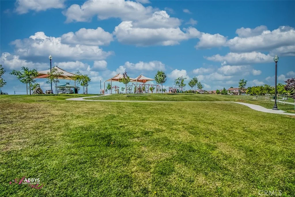 5523 Segovia Way, Bakersfield, CA 93306
