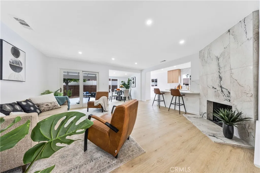 Additional image 9 of 13907 Wyandotte St, Van Nuys, CA 91405
