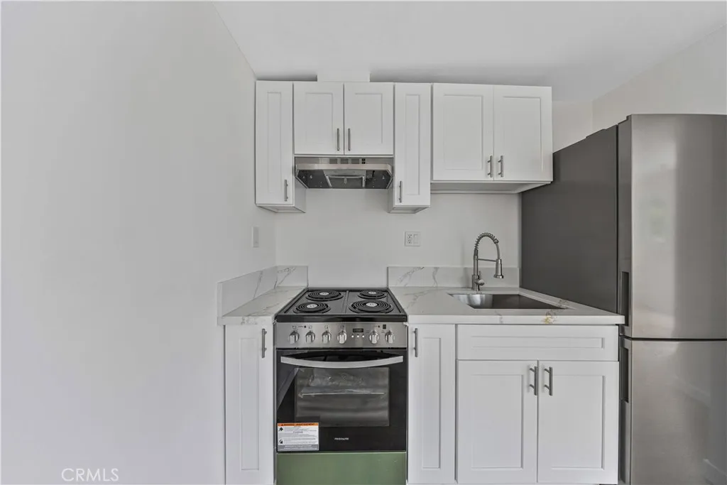 Additional image 134 of 13907 Wyandotte St, Van Nuys, CA 91405