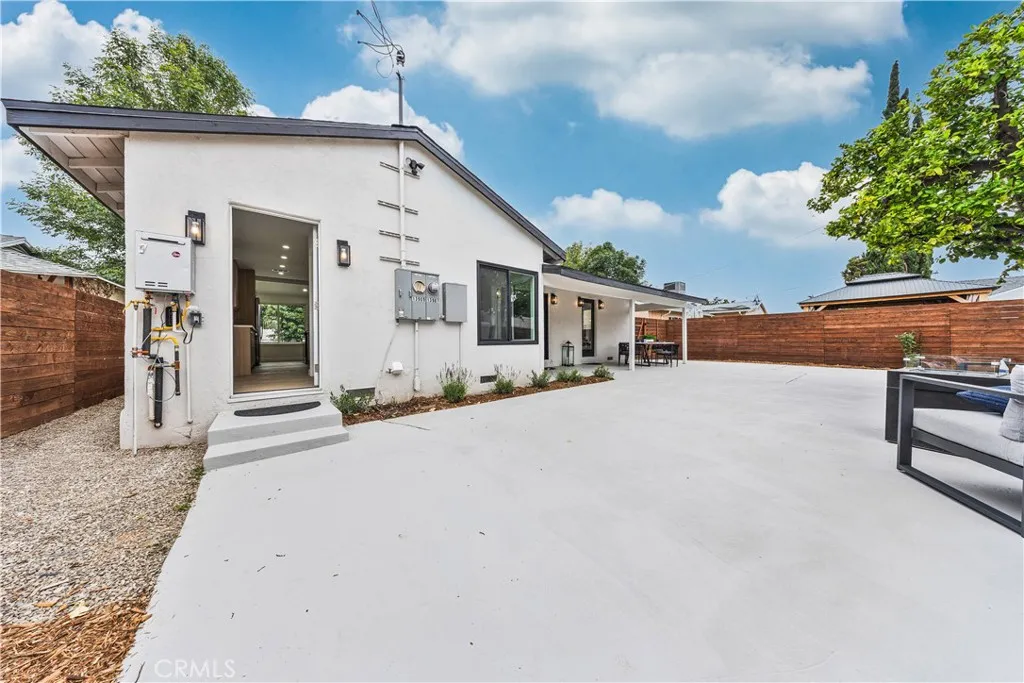 Additional image 48 of 13907 Wyandotte St, Van Nuys, CA 91405