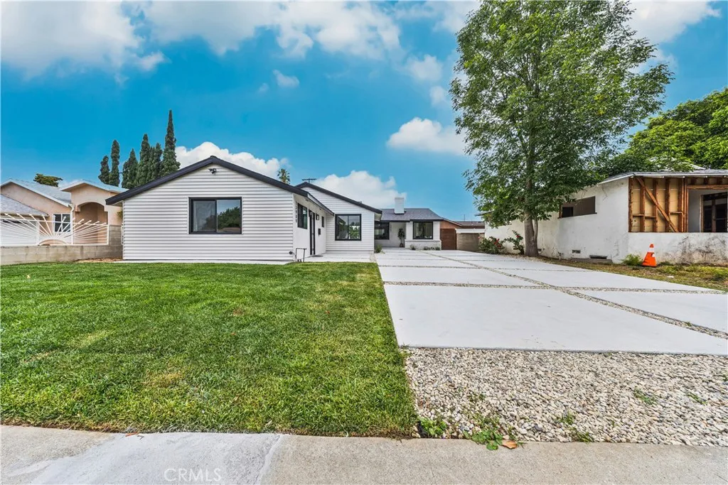 Additional image 130 of 13907 Wyandotte St, Van Nuys, CA 91405