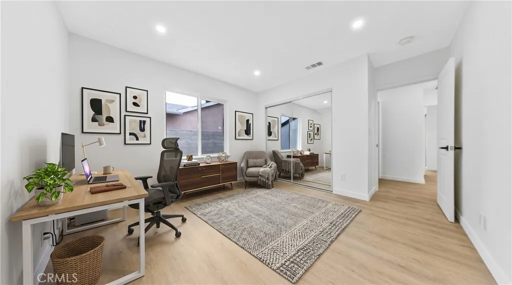 Additional image 90 of 13907 Wyandotte St, Van Nuys, CA 91405
