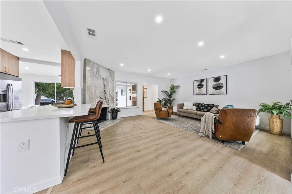 Additional image 79 of 13907 Wyandotte St, Van Nuys, CA 91405