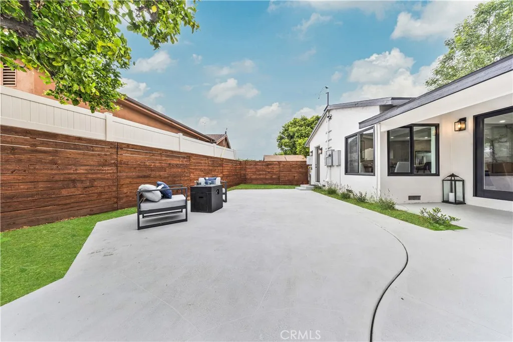 Additional image 119 of 13907 Wyandotte St, Van Nuys, CA 91405