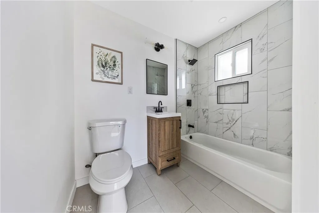 Additional image 136 of 13907 Wyandotte St, Van Nuys, CA 91405