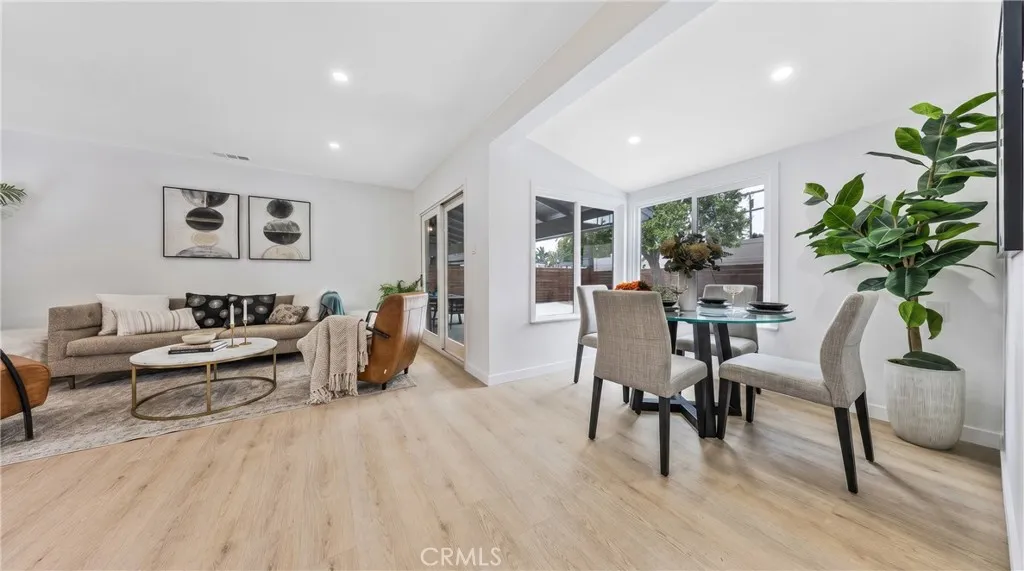 Additional image 10 of 13907 Wyandotte St, Van Nuys, CA 91405