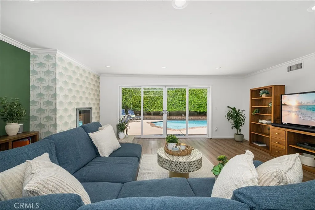 Additional image 15 of 7925 E Ring Street, Long Beach, CA 90808