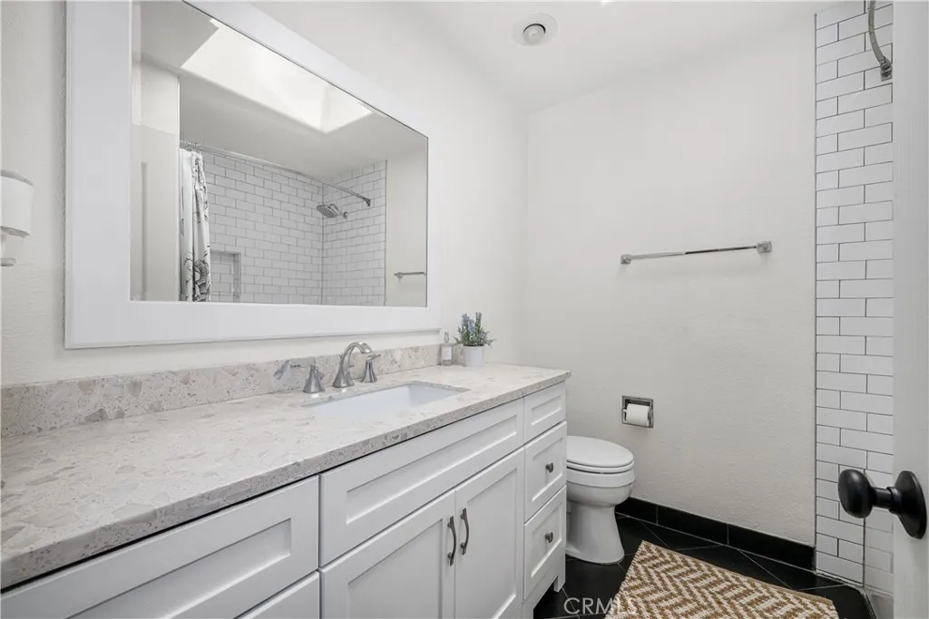 Additional image 27 of 7925 E Ring Street, Long Beach, CA 90808