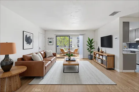5055 Coldwater Canyon Avenue Unit 105, Sherman Oaks, CA MLS: SB25075478