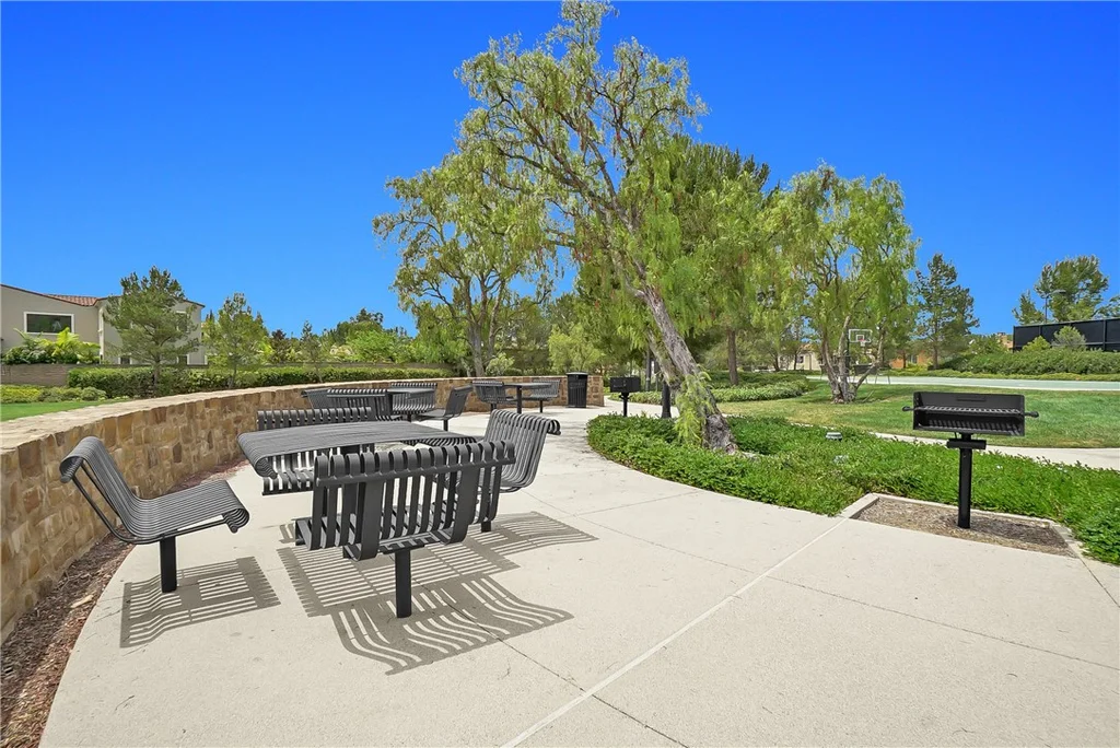 212 Sutters Mill Ml, Irvine, CA 92602
