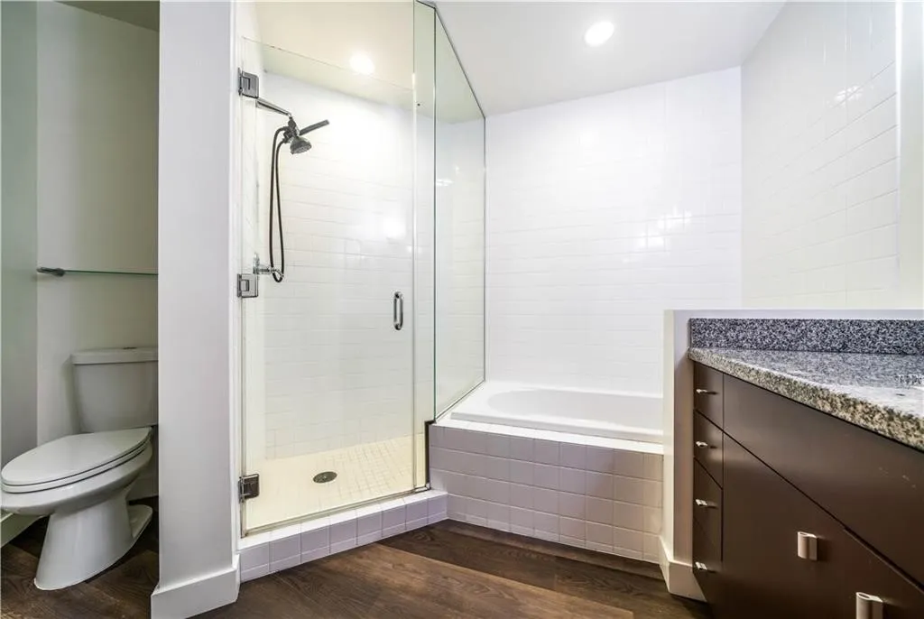 Additional image 17 of 1100 Wilshire Blvd Unit 2707, Los Angeles, CA 90017