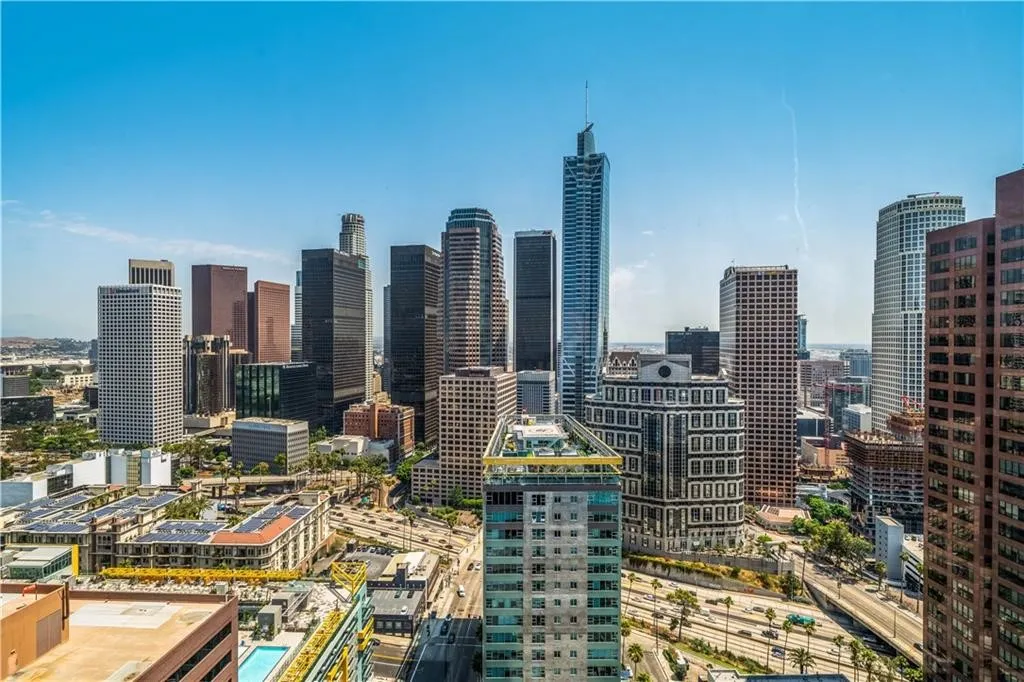 Additional image 20 of 1100 Wilshire Blvd Unit 2707, Los Angeles, CA 90017