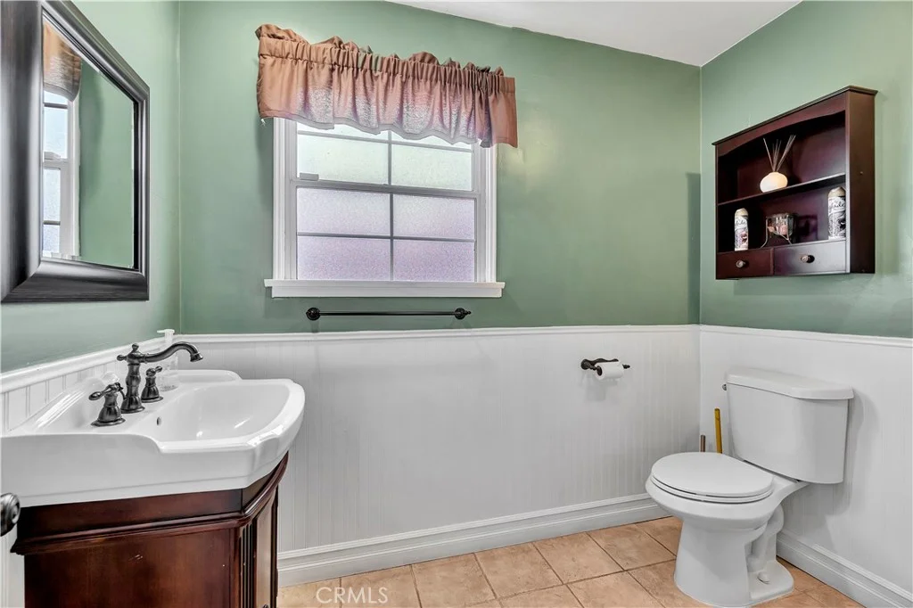 209 E I st, San Bernardino, CA 91764