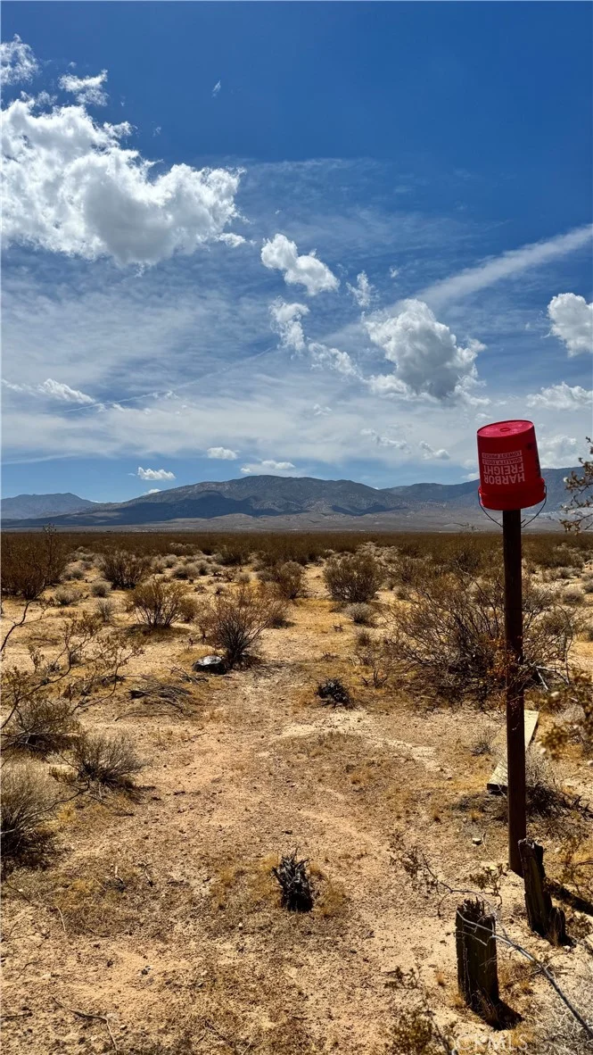Sutter Rd, Lucerne Valley, CA 92356 photo 2