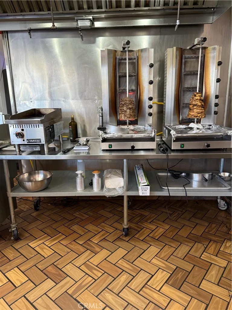 Additional image 11 of 1802 E Washington Boulevard, Pasadena, CA 91104