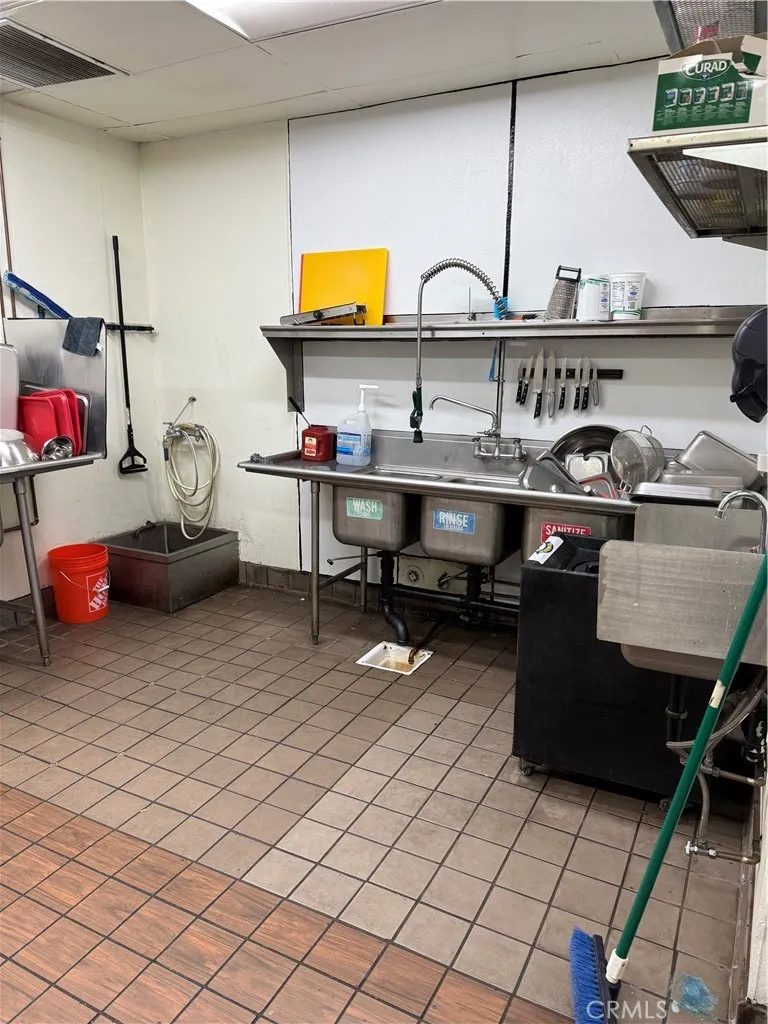 Additional image 9 of 1802 E Washington Boulevard, Pasadena, CA 91104