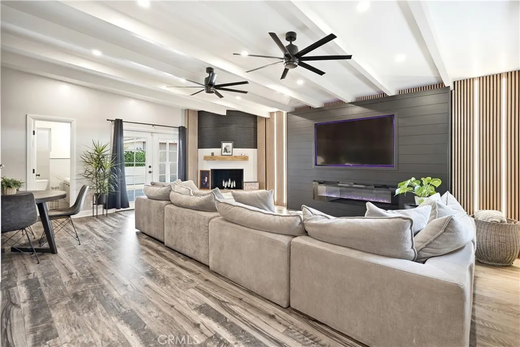 Additional image 77 of 11306 Rosecrans Ave, Norwalk, CA 90650