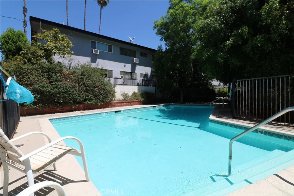 6251 Coldwater Canyon Ave, North Hollywood, CA 91606