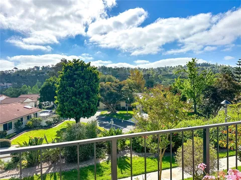 3249 San Amadeo Unit N, Laguna Woods, CA MLS: OC25086127