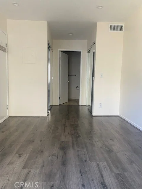 20253 Keswick St Unit 211, Winnetka, CA 91306