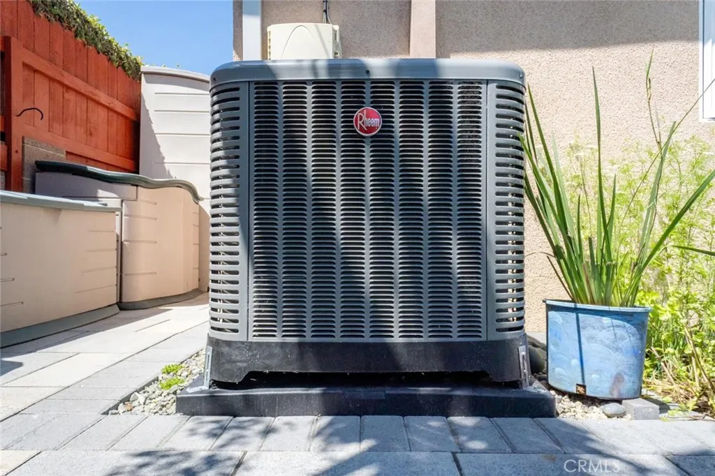Additional image 121 of 16042 Warren Ln, Huntington Beach, CA 92649