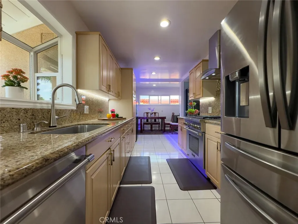 Additional image 70 of 16042 Warren Ln, Huntington Beach, CA 92649