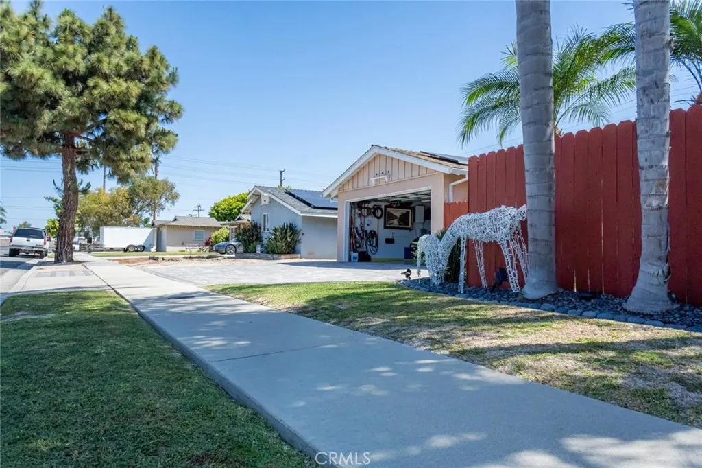 Additional image 69 of 16042 Warren Ln, Huntington Beach, CA 92649